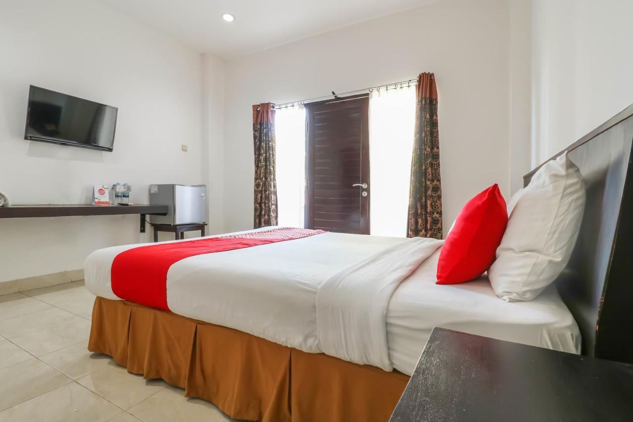 Capital O 1666 Grand Pudjawan Hotel Near Kuta Beach Kültér fotó