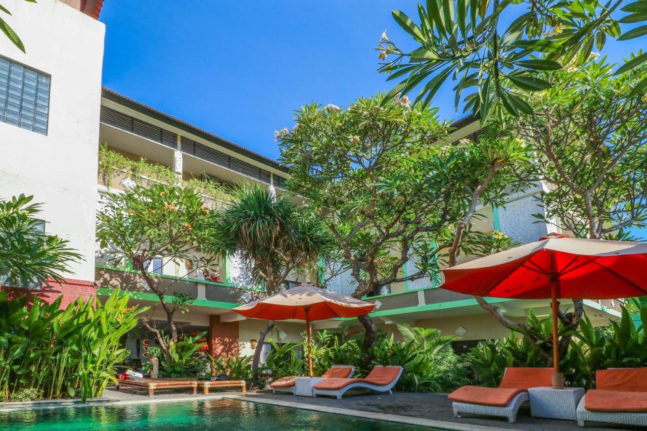 Capital O 1666 Grand Pudjawan Hotel Near Kuta Beach Kültér fotó