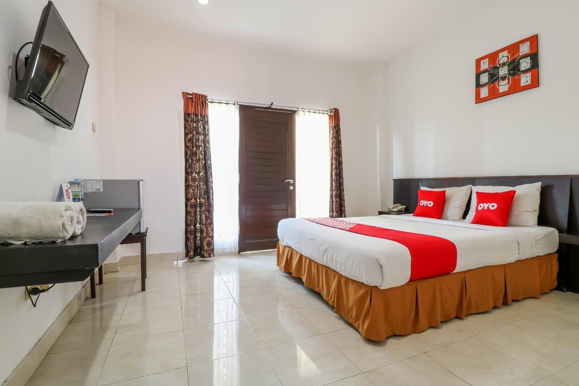 Capital O 1666 Grand Pudjawan Hotel Near Kuta Beach Kültér fotó